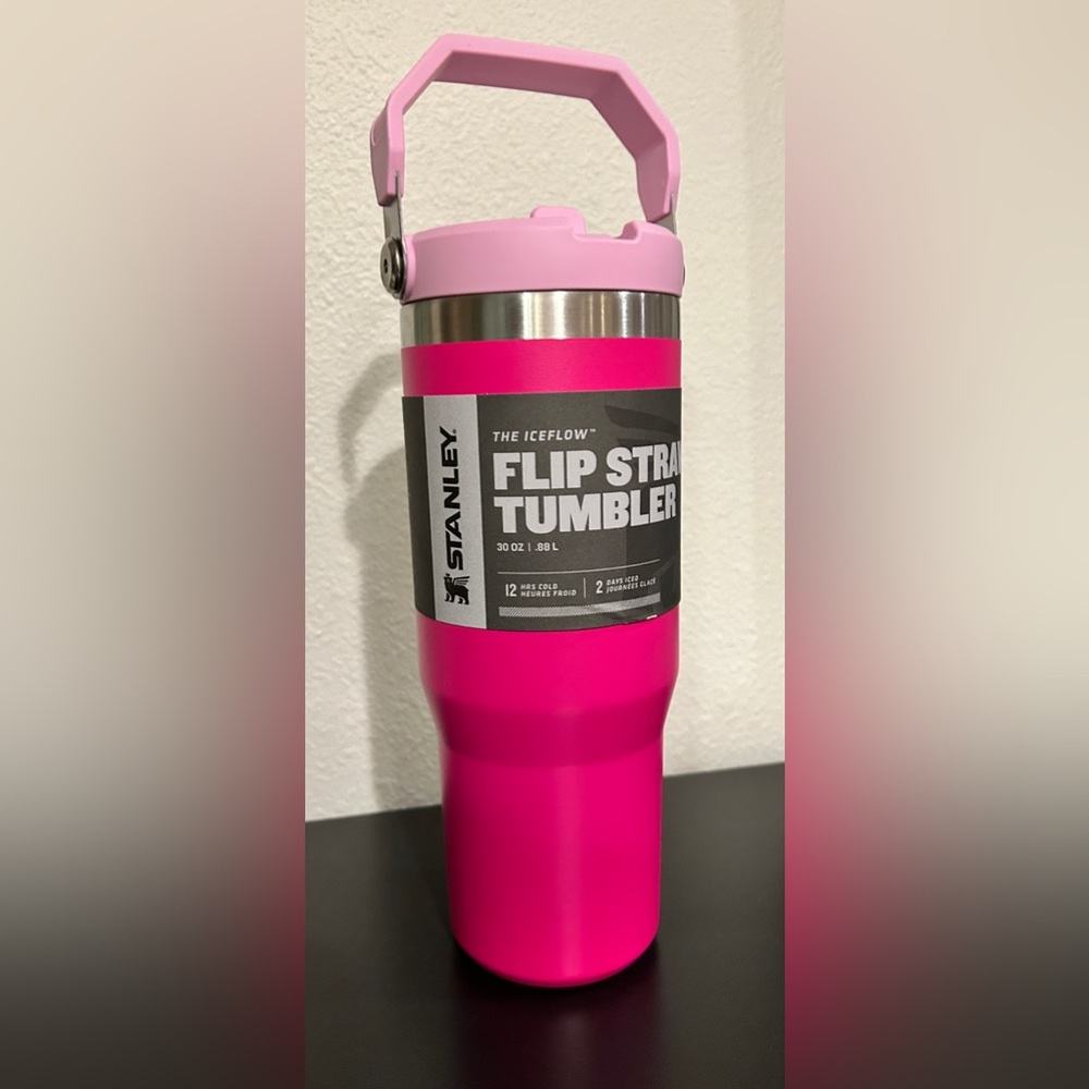NWT Stanley 30oz Ice Flow Tumbler with Flip Straw in CAMELIA